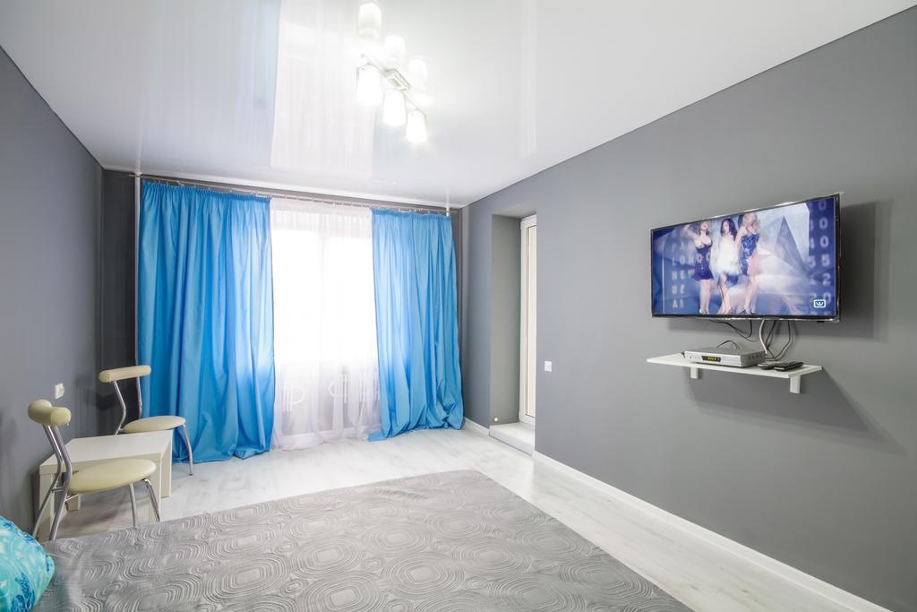 Kultury Street Apartment Kharkiv Chambre photo